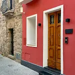 Апартаменты Cavour 31 1br In Heritage Building With Parking, Old Town
