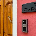 Cavour 31 1br In Heritage Building With Parking, Old Town * Ольбия