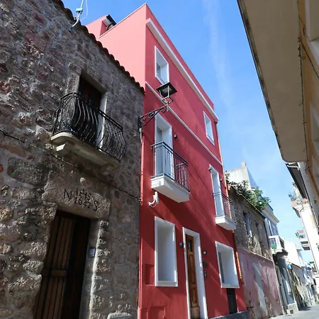 Spacious Modern In Monumental Building - Free Parking - Workspace - Historical Centre *