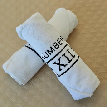 Spacious Modern Fully Equipped In Monumental Building - Parking - Historical Centre Appartement *