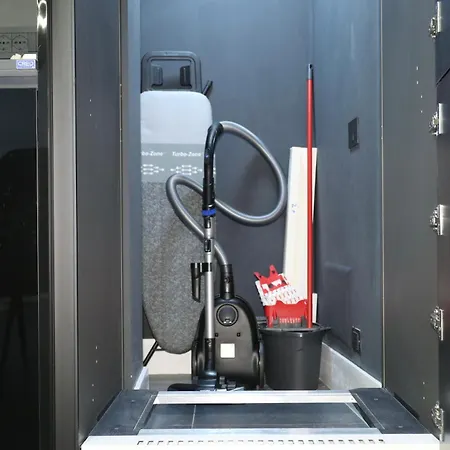 Spacious Modern Fully Equipped In Monumental Building - Parking - Historical Centre Apartamento *