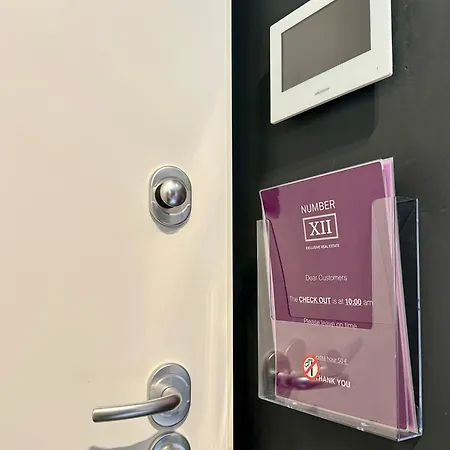 Spacious Modern Fully Equipped In Monumental Building - Parking - Historical Centre Appartement *