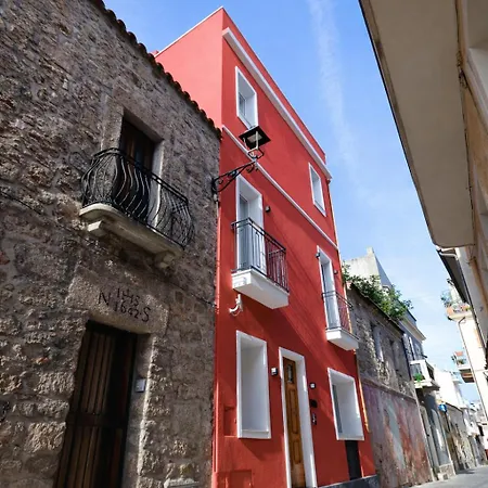 Spacious Modern Fully Equipped In Monumental Building - Parking - Historical Centre * Όλμπια