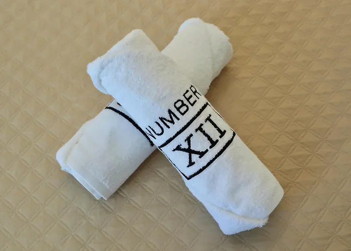 Spacious Modern Fully Equipped In Monumental Building - Parking - Historical Centre アパート *