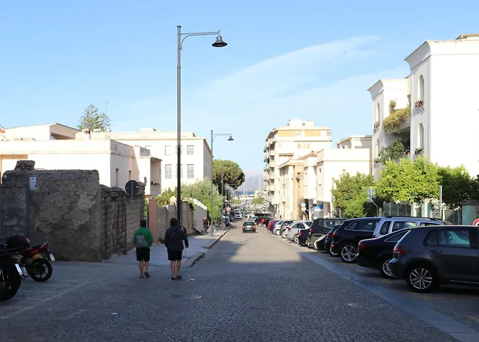 Spacious Modern Fully Equipped In Monumental Building - Parking - Historical Centre Apartamento
