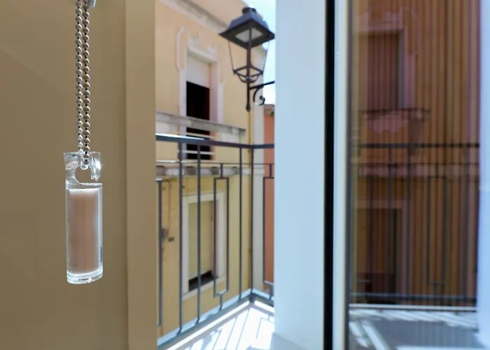 Spacious Modern Fully Equipped In Monumental Building - Parking - Historical Centre Apartamento